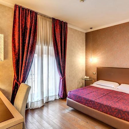 Roma Boutique Hotel Esterno foto