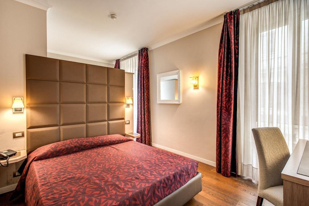 Roma Boutique Hotel Esterno foto